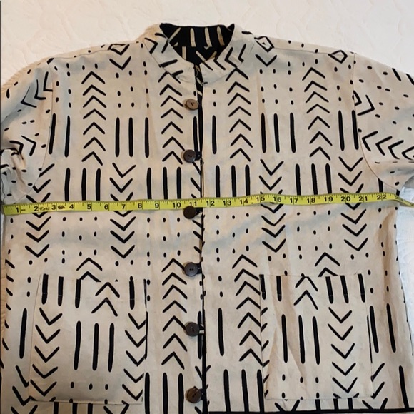 S/M Ladies Reversible Jacket Black and Creme color - Picture 13 of 16